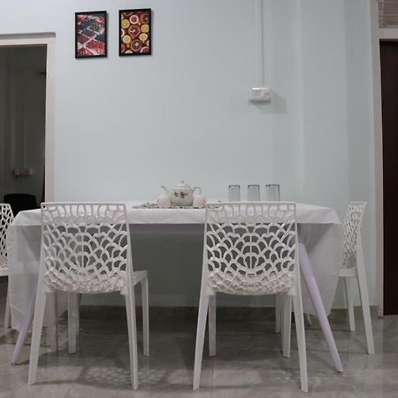 Jahnabee'S Homestay Гувахати Екстериор снимка